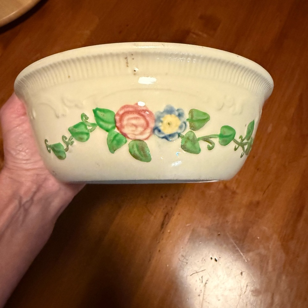 Vintage 30’s Homer Laughlin Oven Serve Floral Bowl made in USA Rare